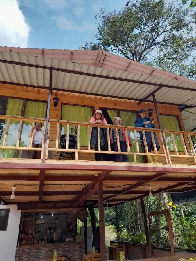 Sendero De Las Aves Mindo Exterior photo